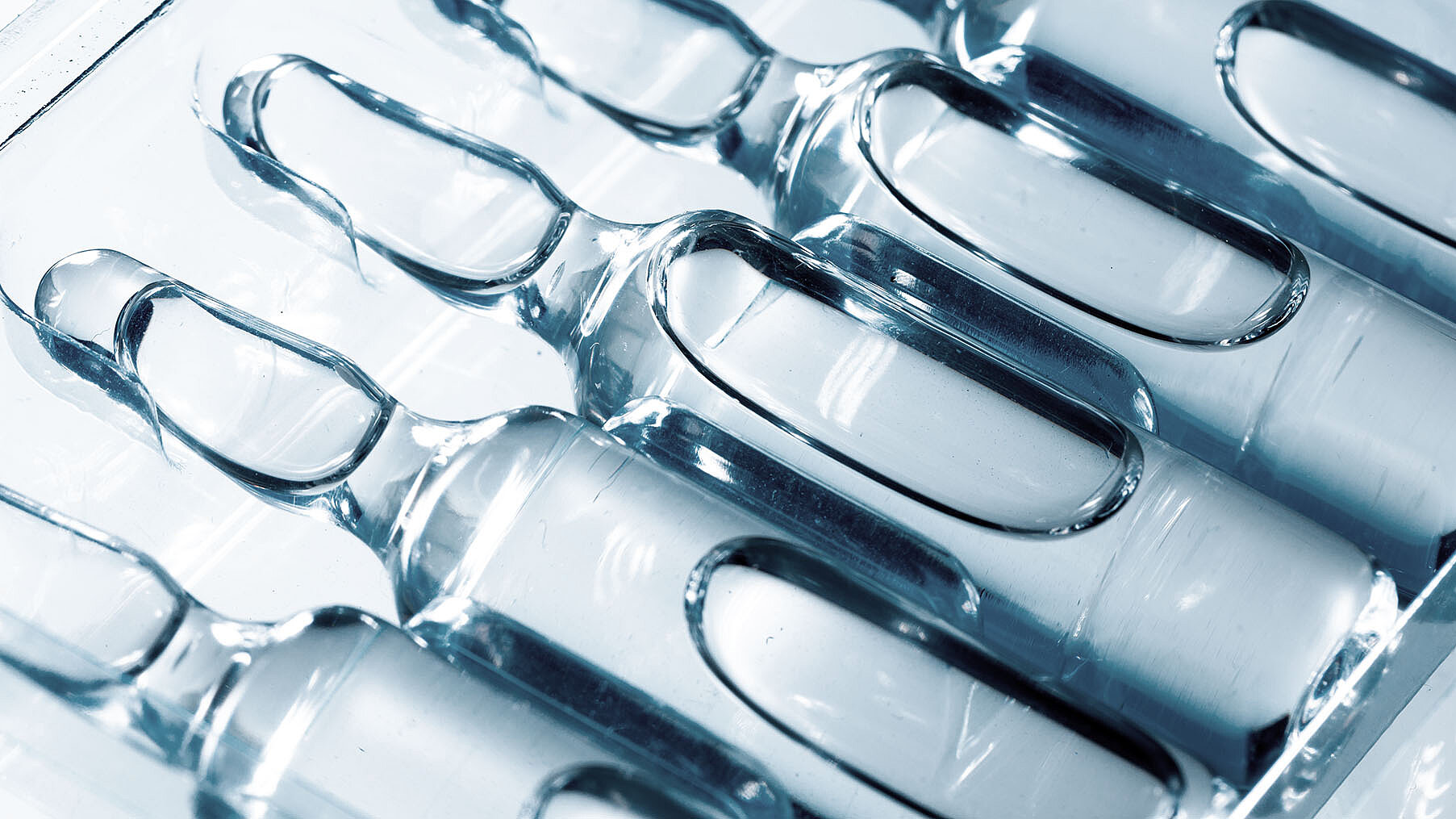 Sterile chirurgische Instrumente in der Medizinbranche bei CAVISONIC
